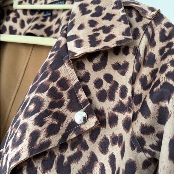 Jacket - Picture 3 of 8